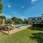 Palmeras 4 Personas Cerca Del Pueblo De 别墅 波连斯萨